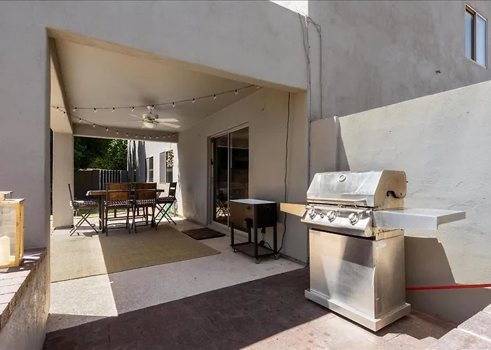 5 Bedroom 4 Bath Boutique Premium Location + Heated Pool Option * Glendale